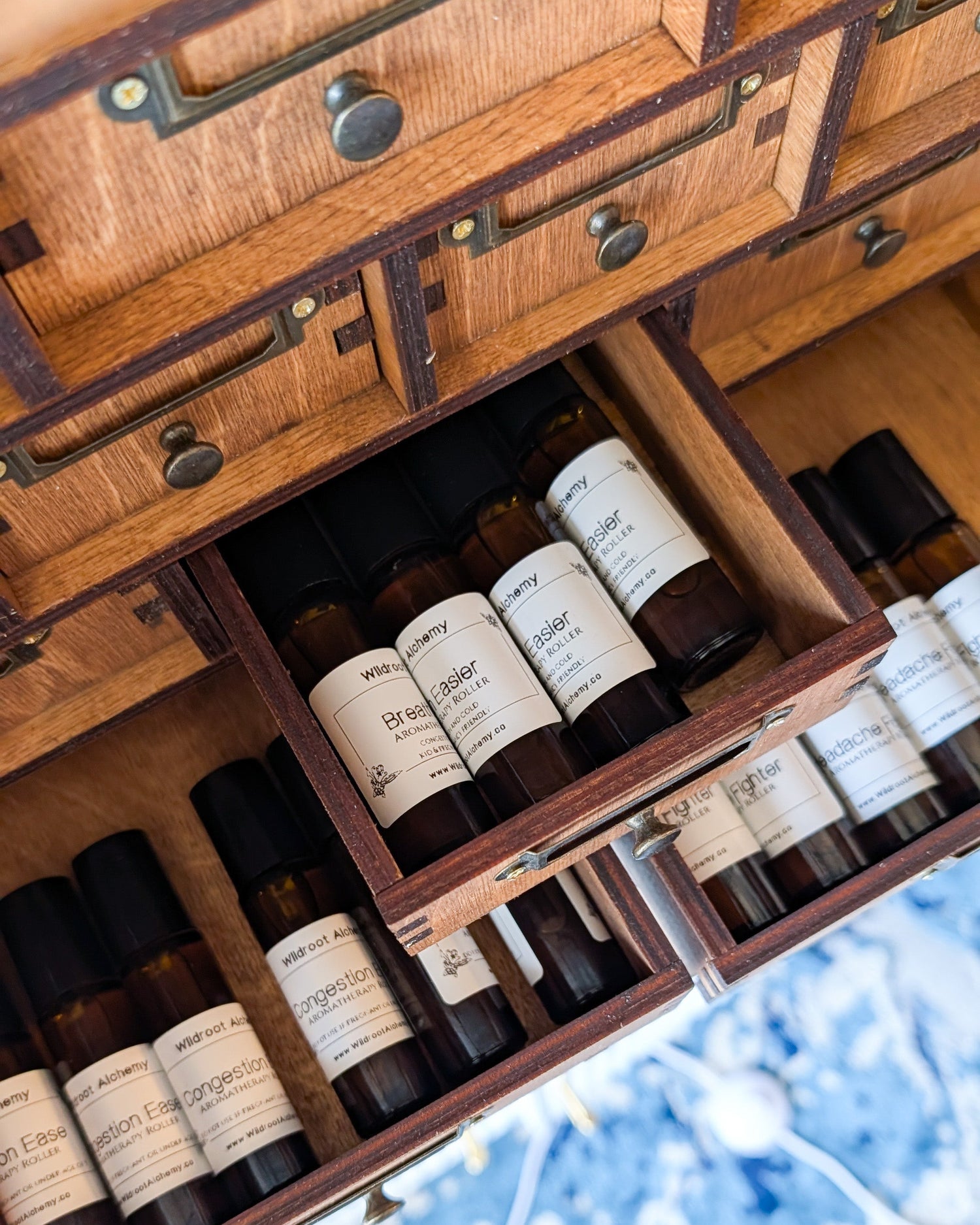The Apothecary: Botanical Remedies